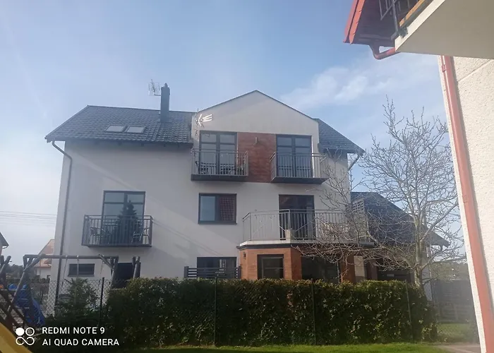 Amber Ostrowo (Puck)